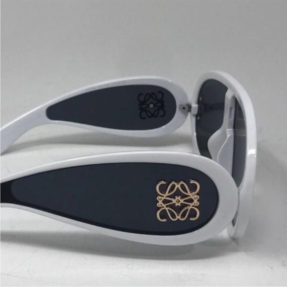 Loewe White and Black Wave Sun Glasses - Picture 1 of 6